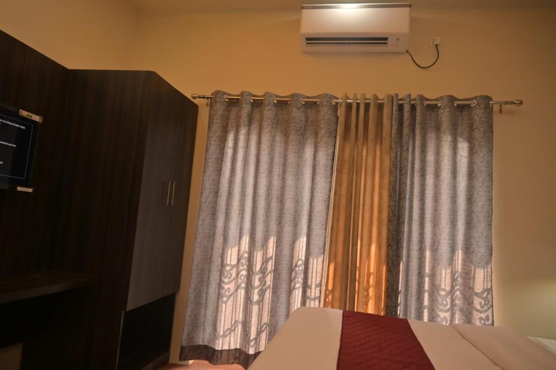 Kunwar Palace Gorakhpur Kültér fotó
